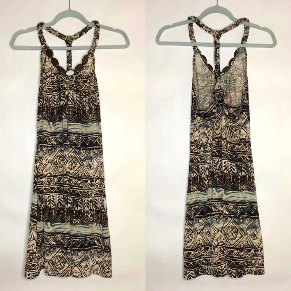 IZ BYER sleeveless dress with wooden bead neckline - Picture 2 of 6